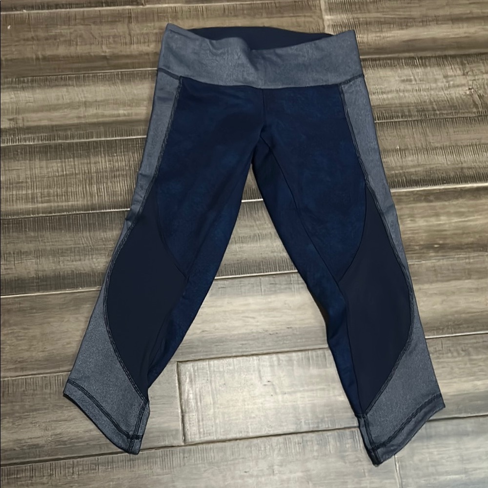 EUC Lululemon Wunder Sashiko Denim Crop Leggings Size 6